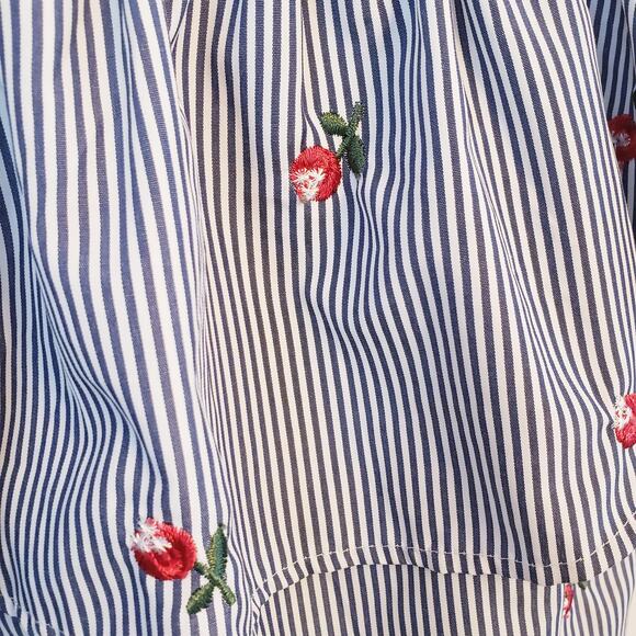 Girl Evolution Blue and White Stripe Top with Roses Size Medium - Picture 4 of 5